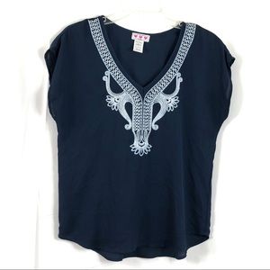 Three Pink Hearts Embroidered Trim Top Size M E07